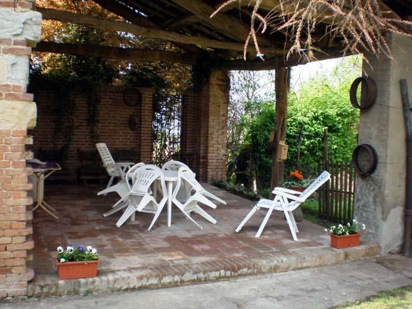 Relais San Desiderio Bed & Breakfast Calliano  Exterior photo