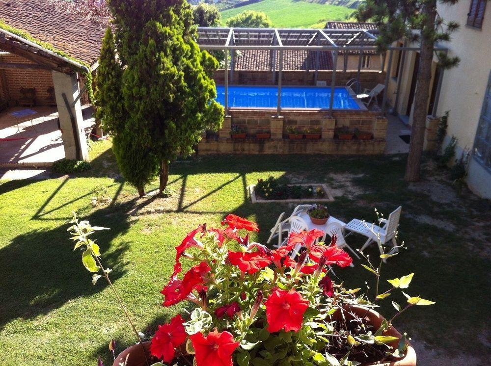 Relais San Desiderio Bed & Breakfast Calliano  Exterior photo