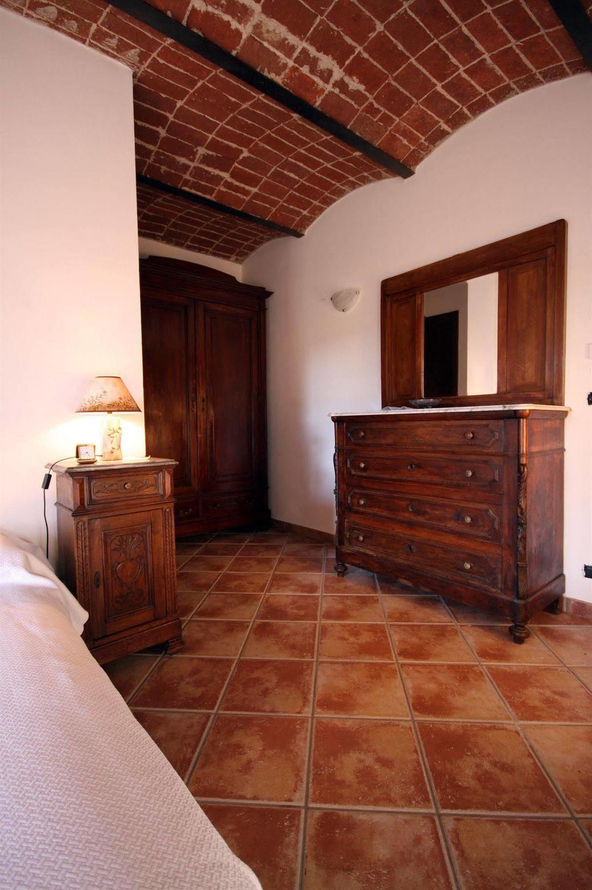 Relais San Desiderio Bed & Breakfast Calliano  Exterior photo